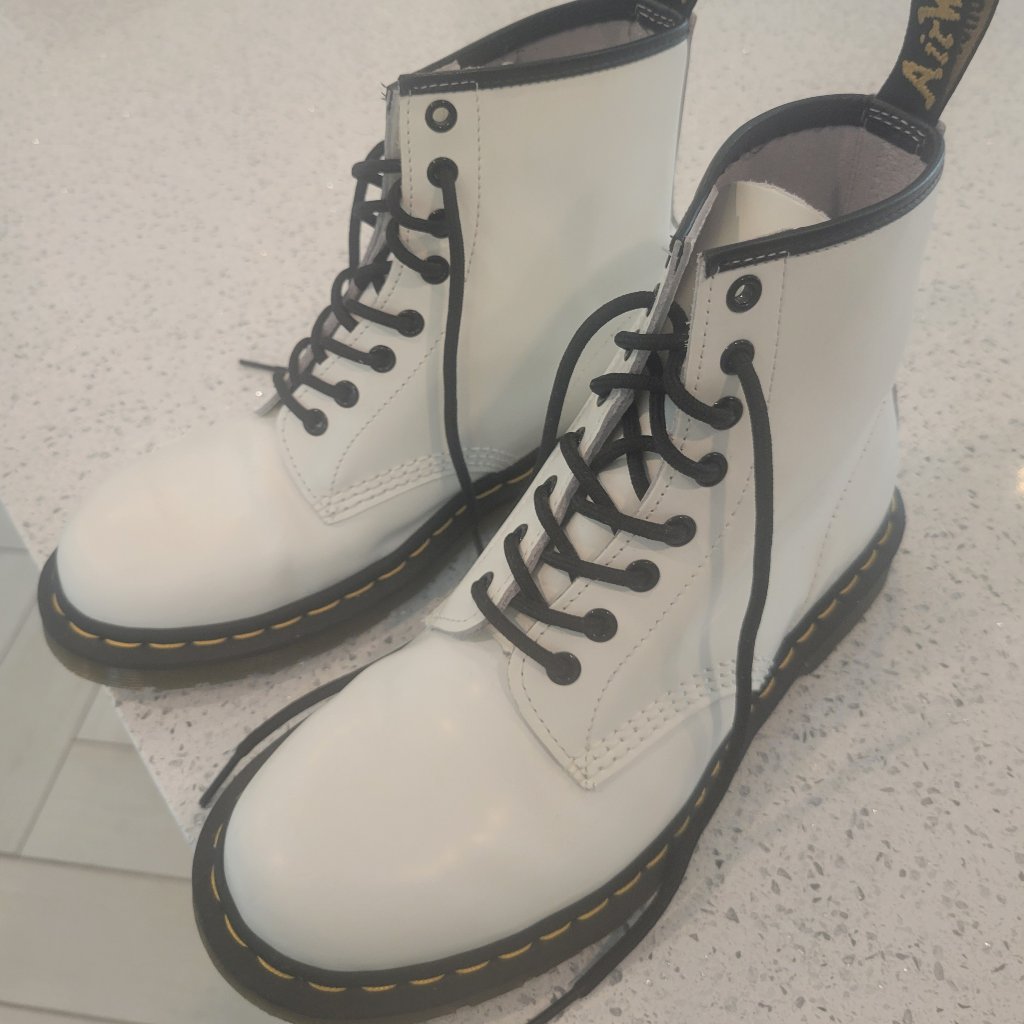 Dr. Martens 1460 Boot Size Uk7/Us 9